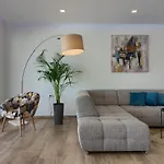 Vila Luxury With Extra Heated Pool With Hydromassage, Biliard Near Town Center And By Wiibuk *