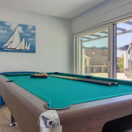 New Luxury With Extra Heated Pool With Hydromassage, Biliard Near Town Center Villa Marcana